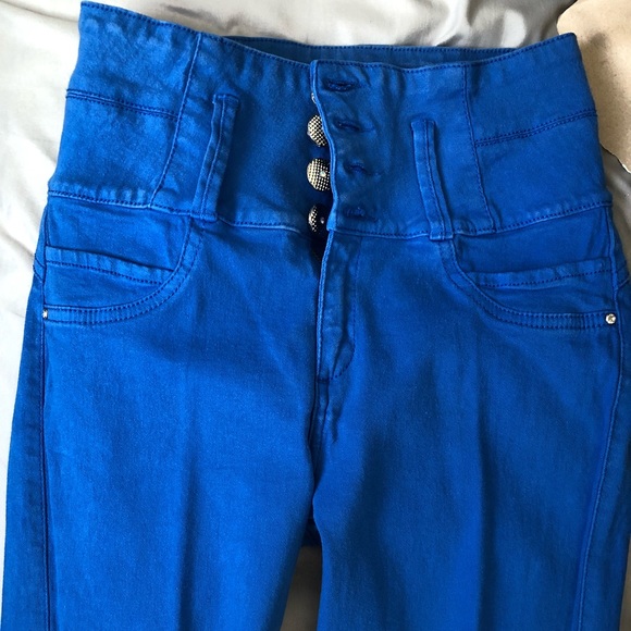 Colombian butt lifter jeans 👖 royal blue color, just used once. - Picture 2 of 5